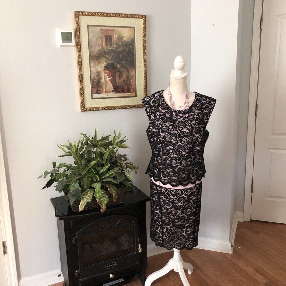 Robert Rodriguez Women Black Floral‎ Top L & Skirt 2 Pc's Suit 12 Sleevel…